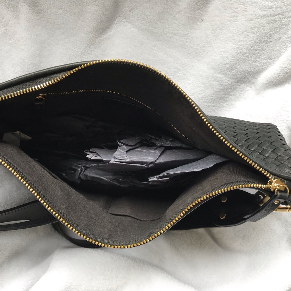 Quince Black Woven Shoulder Bag - Picture 5 of 14